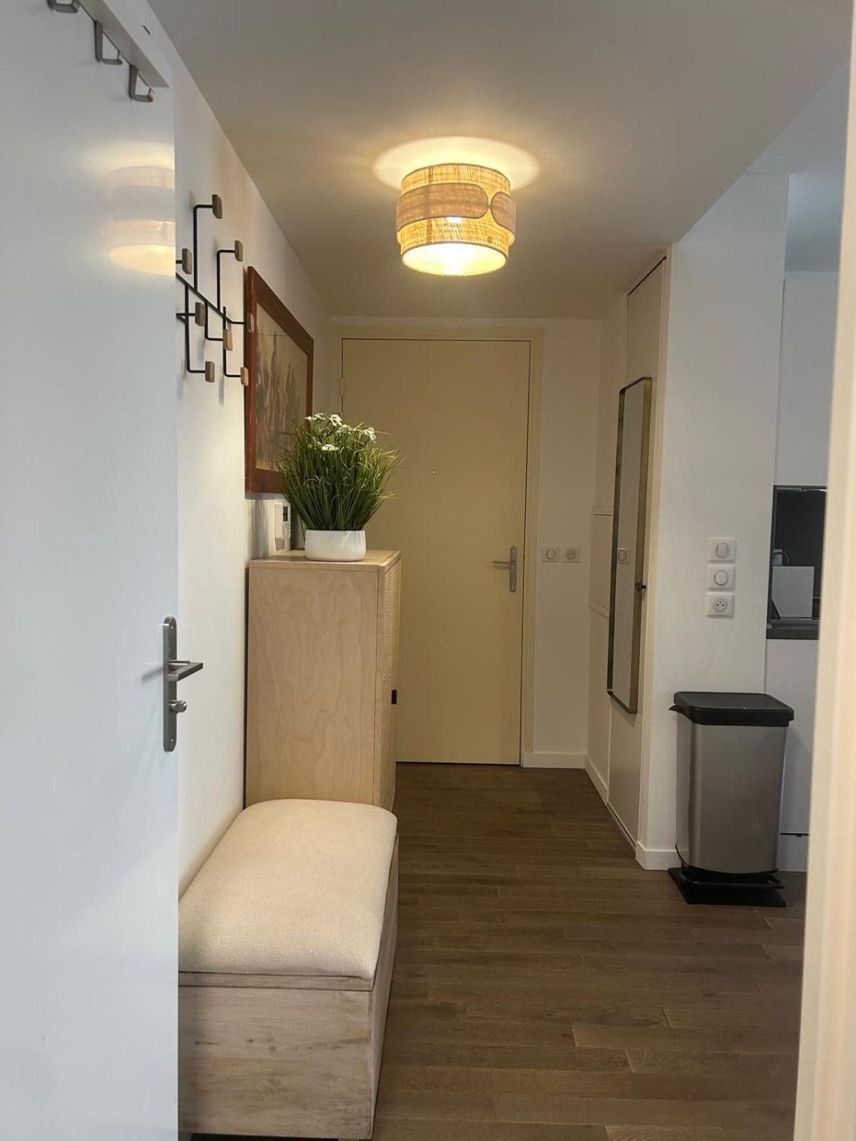 Apartment Charment F2 A 5 Min De La Defense Puteaux